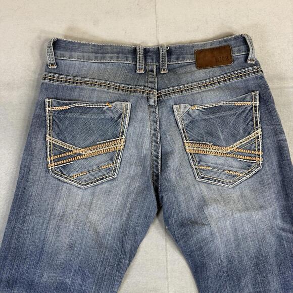 BKE Carter Jeans Mens 31R Blue Med Wash Distressed Straight Leg Modern Fit Denim - Picture 4 of 9